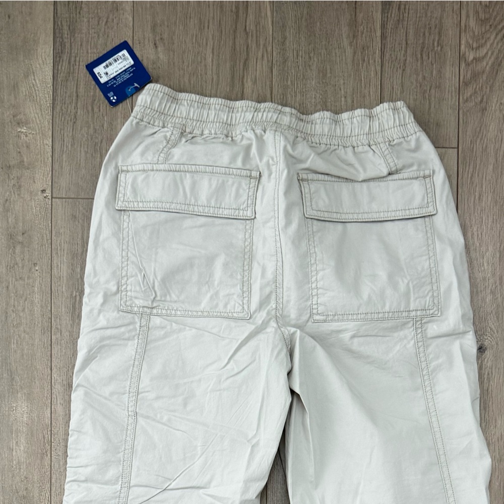 Arizona Jean Co. Pebbled Beach Cargo Pants NWT - Picture 7 of 9